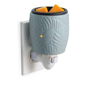 Pluggable Warmer with Ocean Palms