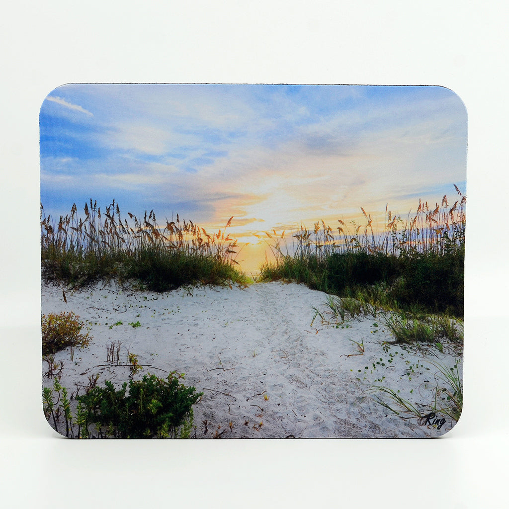 A beach dunes photograph on a rectangle rubber mouse pad
